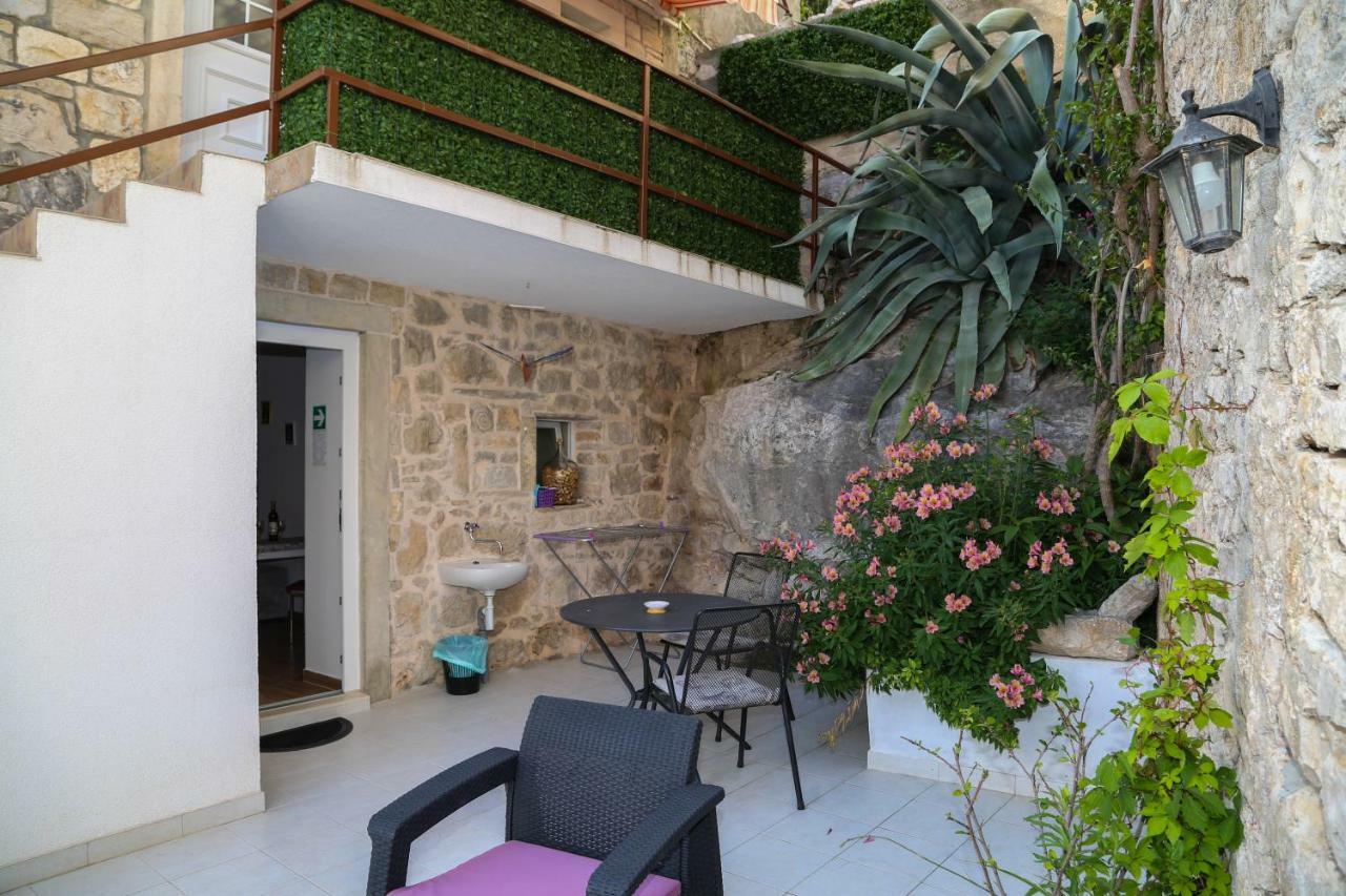 Apartments Seka Hvar Town Exterior photo